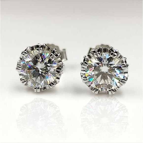 Jewelry - Certified 1.00CT VVS1 Moissanite Diamond Luxury Stud Earrings